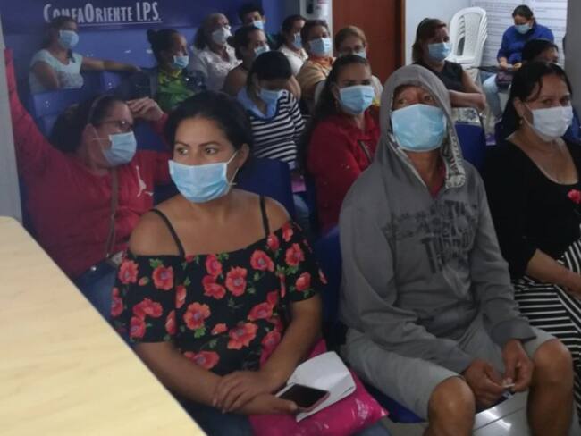 Personas en Cúcuta usando tapabocas por crisis de AH1N1