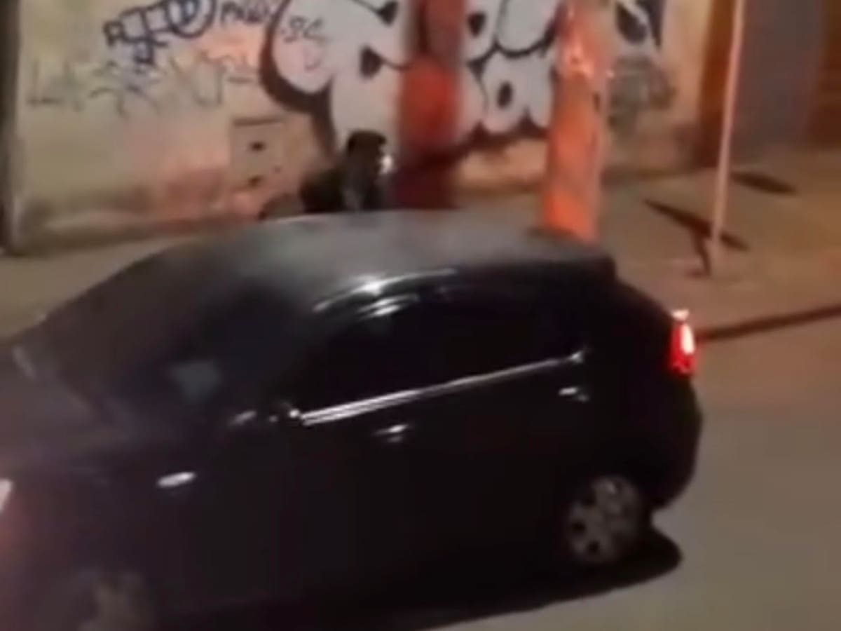 Violento robo de un carro en la localidad de Puente Aranda: más de cinco hombres atacaron a pareja