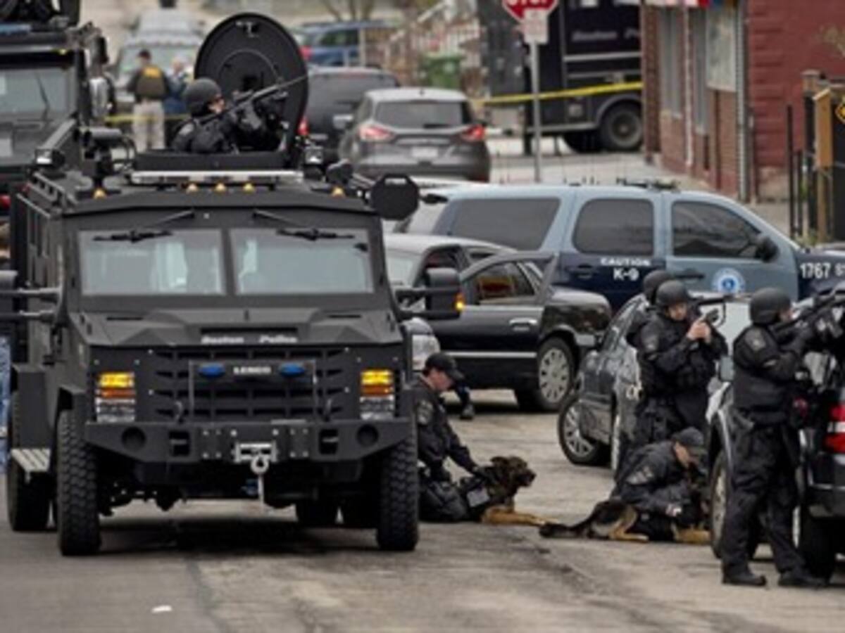 Policía rodea casa donde puede estar segundo sospechoso de atentado en Boston