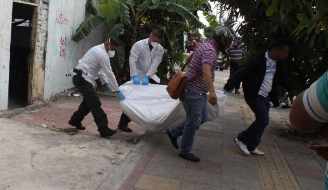 Según la Policía, el occiso tenía antecedentes por tráfico de estupefacientes y fue integrante del grupo delincuencial llamado ‘Los Rebelión’