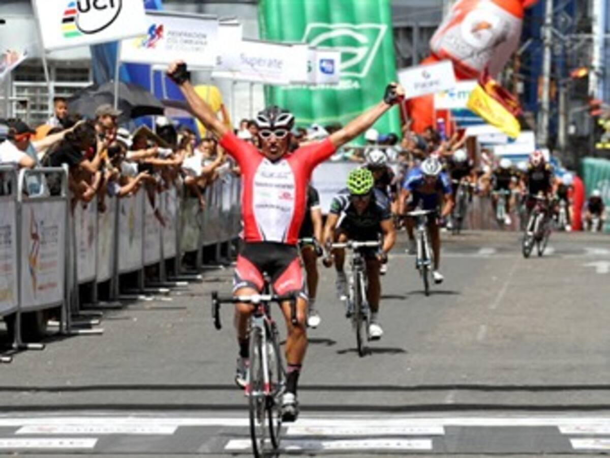 Félix Cárdenas ganó en Ibagué y recuperó el liderato de la Vuelta a Colombia
