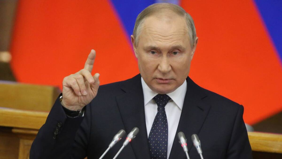 Un cáncer en la sangre estaría presuntamente derrumbando a Vladimir Putin