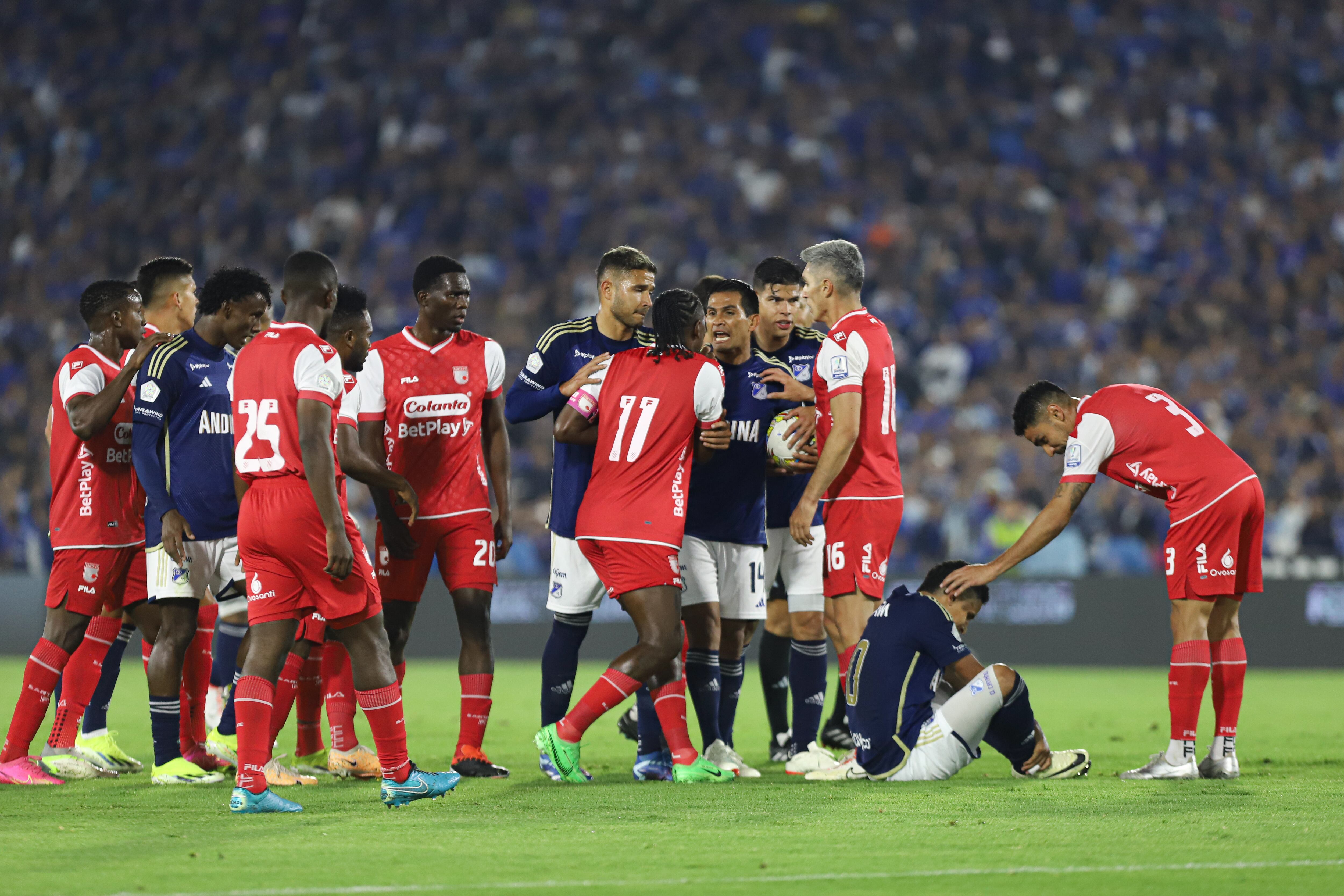 Millonarios enfrenta a Independiente Santa Fe, por encuentro válido de la Liga BetPlay I 2024 de la fecha 15, en el estadio Nemesio Camacho El Campín. (Colprensa - Lina Gasca)