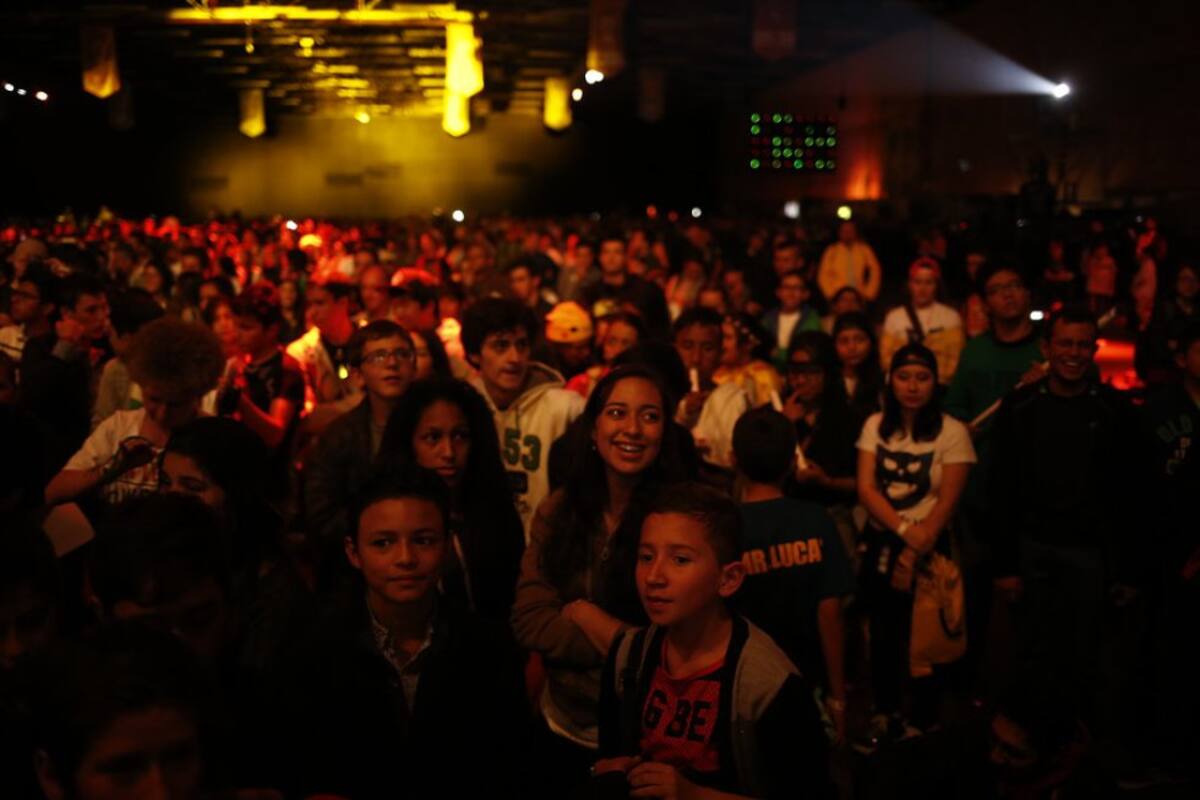 Jaramillo, de 22 años, empezó hace siete a colgar sus videos en donde relata sus experiencias personales con un toque cómico.