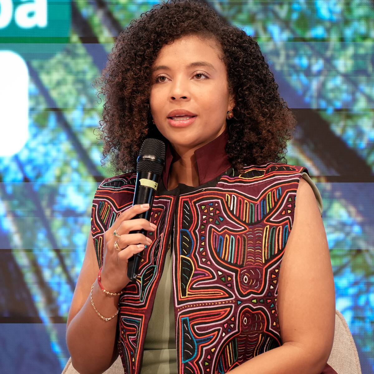 “No es un proceso de soplar y hacer botellas”: Gobernadora del Chocó sobre formalización de mineros