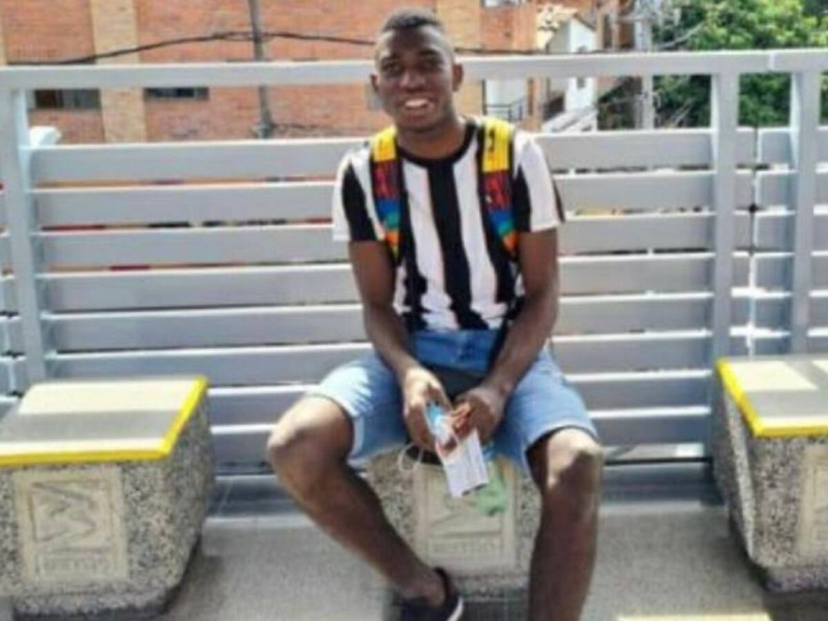 "Llevo el nombre de dos diez, pero soy central con condiciones" Riquelme