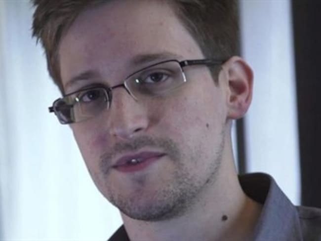 Venezuela sería el destino final del exespía Snowden