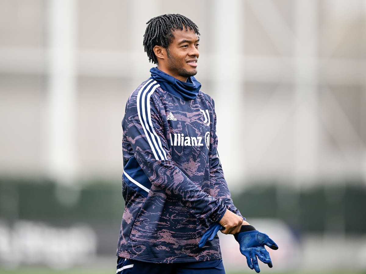 Con Juan Cuadrado, Juventus avanzó a los octavos de final de la Europa League