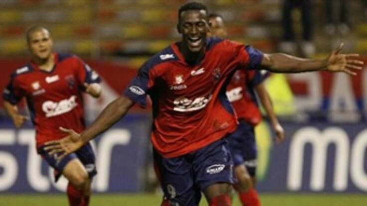 Medellín derrotó uno por cero al Huila en el primer juego de la final