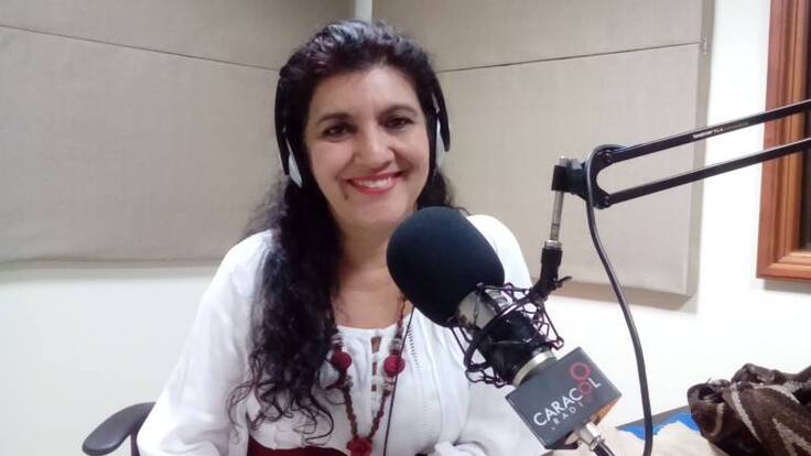 El paisaje no lo venden a la vuelta de la esquina: Martha Elena Hoyos, cantautora y poeta