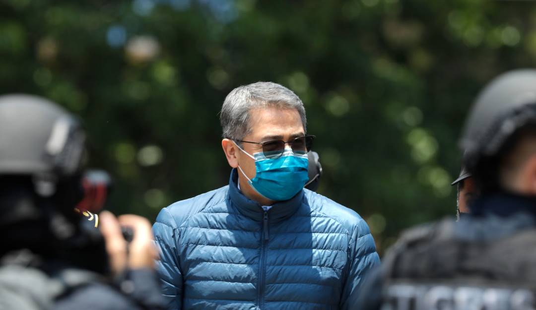 El expresidente hondureño, Juan Orlando Hernández, previo a su extradición a Estados Unidos.         Foto: Getty