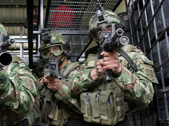 Ejército garantizará seguridad a operarios de la CEO en el sur del Cauca
