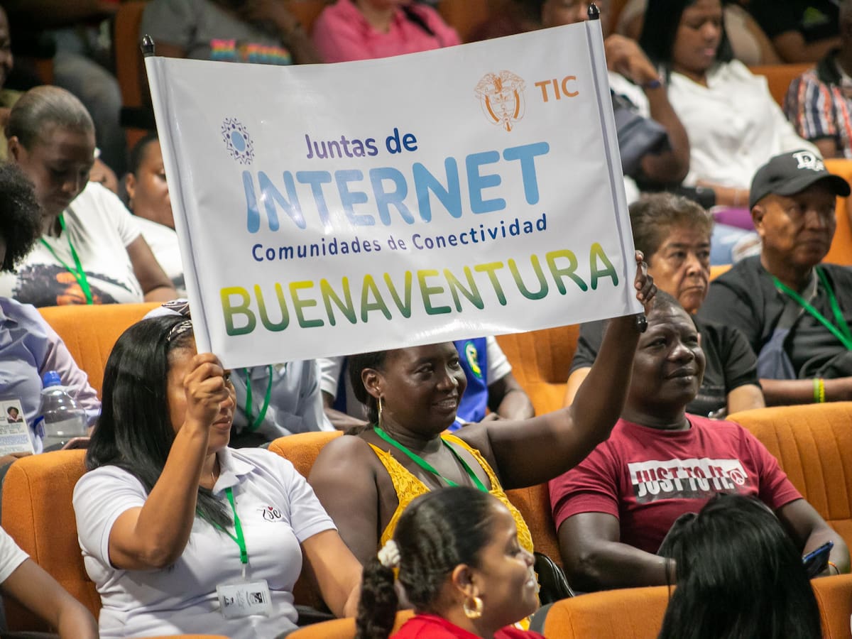 Más de 36 mil hogares en Buenaventura tendrán internet de fibra óptica subsidiado