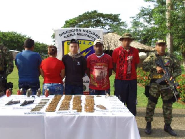 Ejercito reporta tres capturados y cinco desmovilizados del ELN en Antioquia