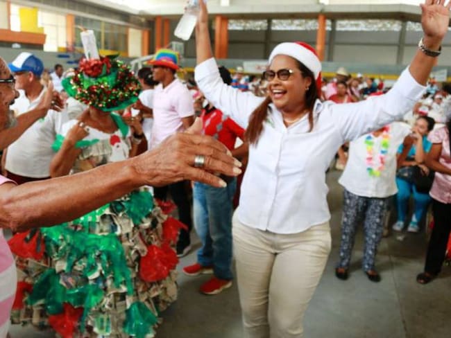 Adultos mayores de Cartagena celebraron el festival de sombreros y disfraces