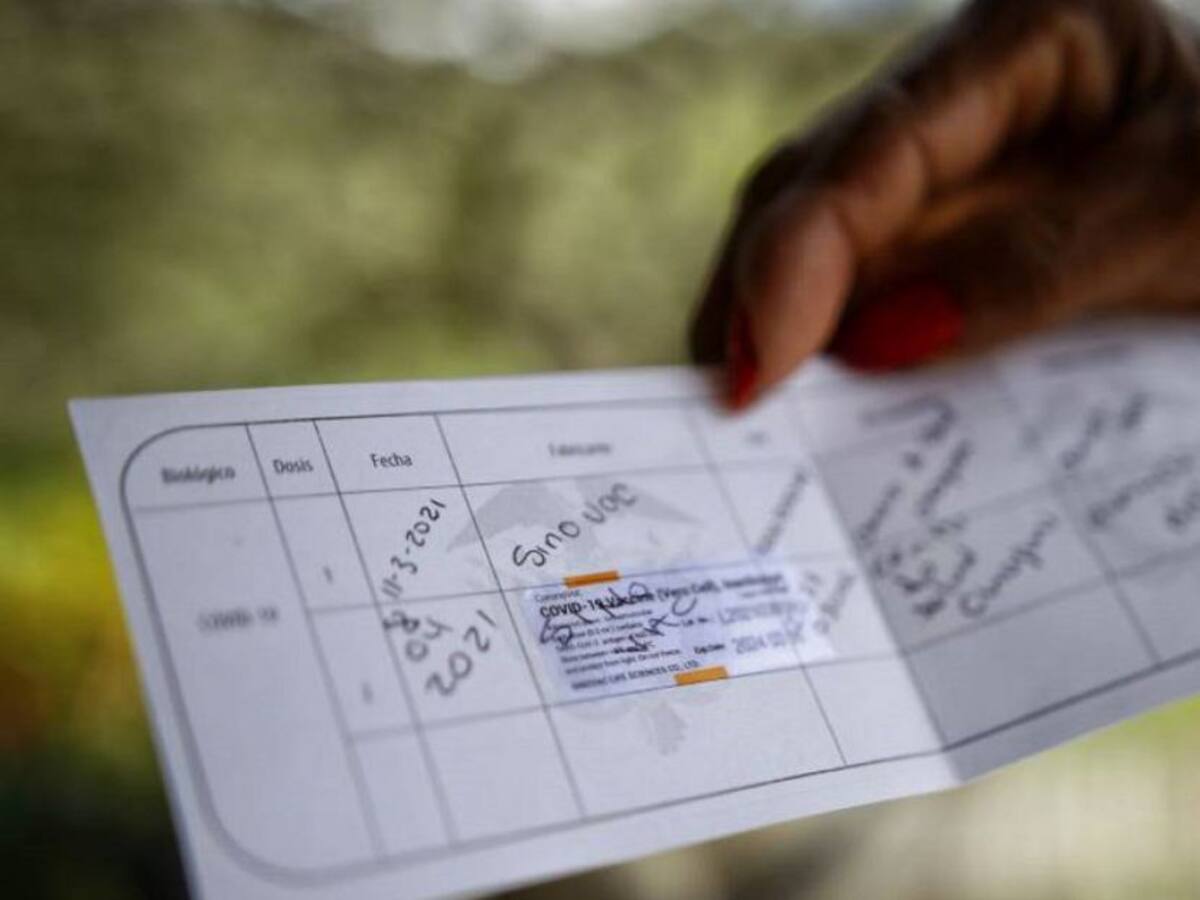 En Armenia a la expectativa por exigencia de carné con dos dosis