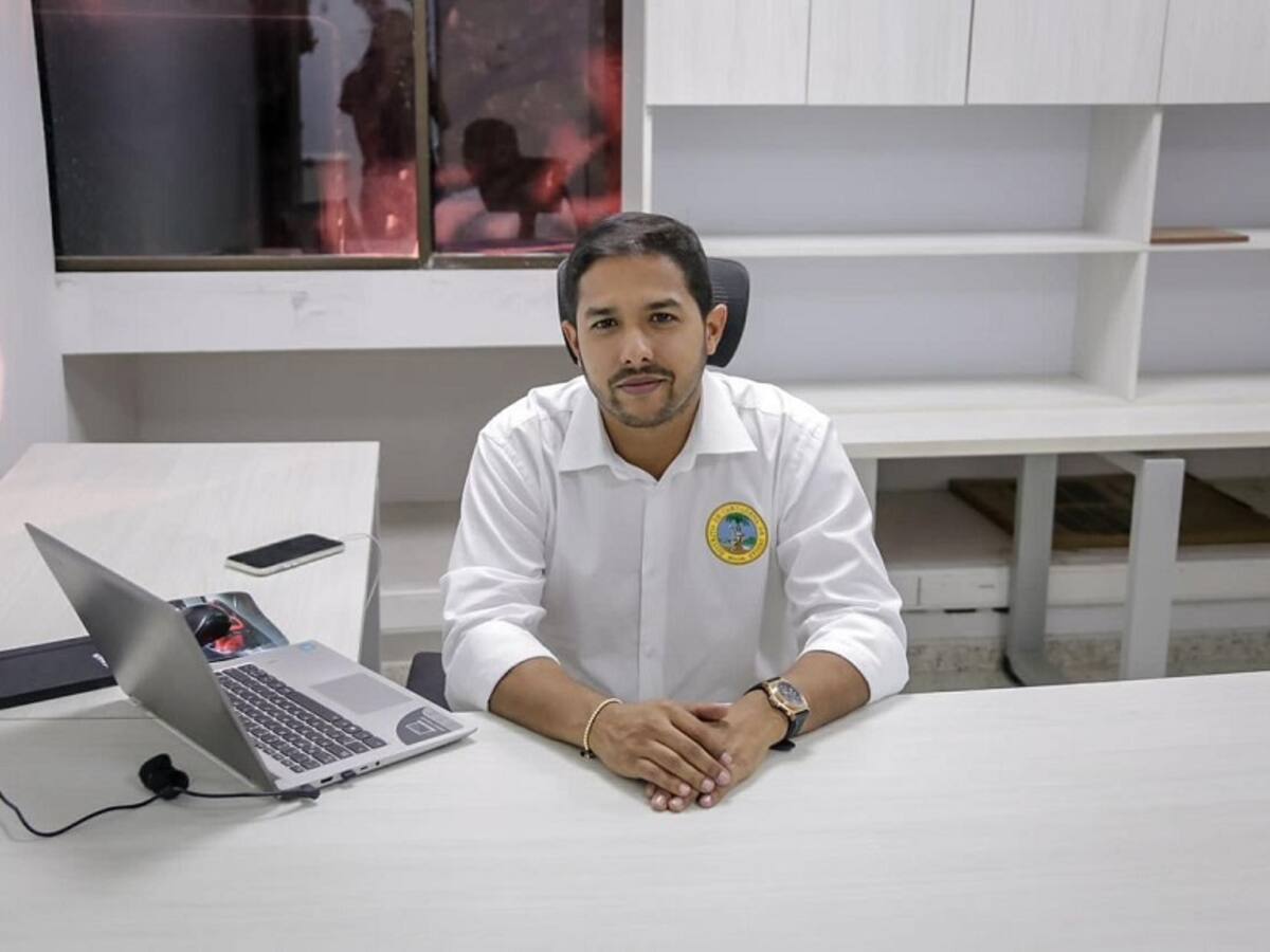 Oficializados encargos de los tres nuevos alcaldes locales de Cartagena