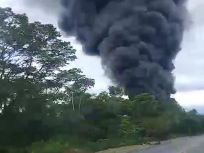 Atentado a oleoducto en Boyacá provocó incendio de grandes proporciones