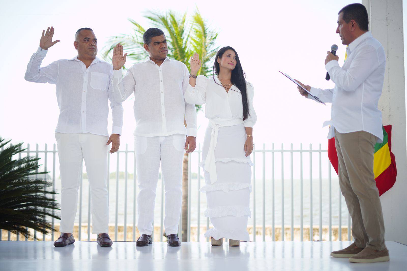 Alcalde Dumek Turbay posesionó a los alcaldes de las tres localidades de Cartagena