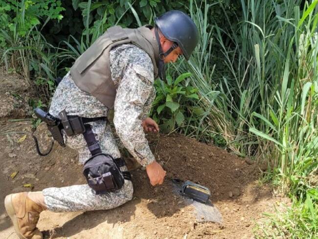 Armada destruye artefacto explosivo conque iban a atentar contra militares