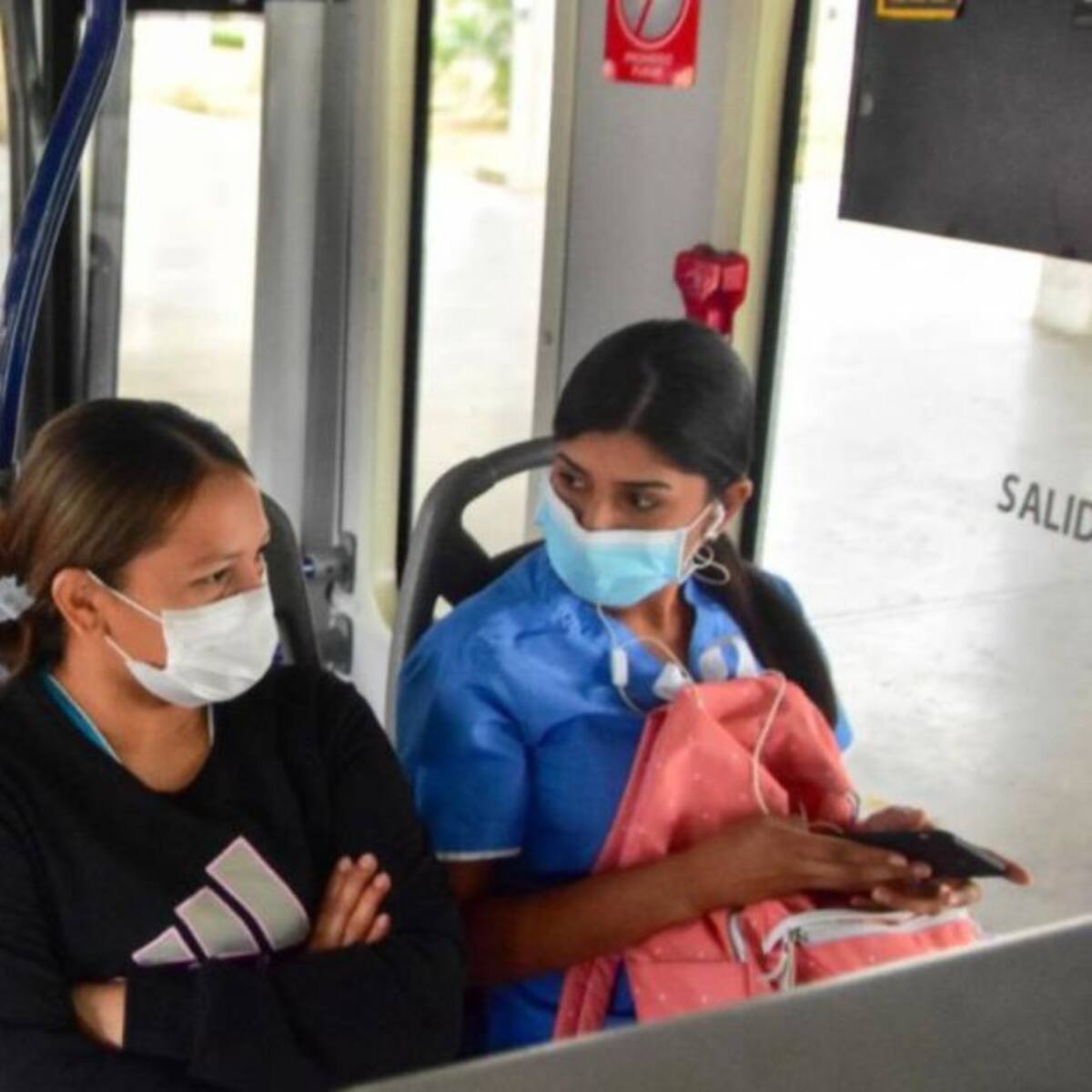 Santander sigue vacunando y entra en descenso del cuarto pico