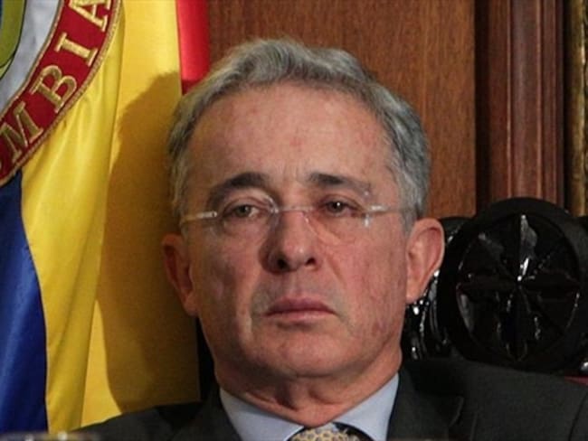 Uribe sí buscó un acercamiento de paz con las Farc