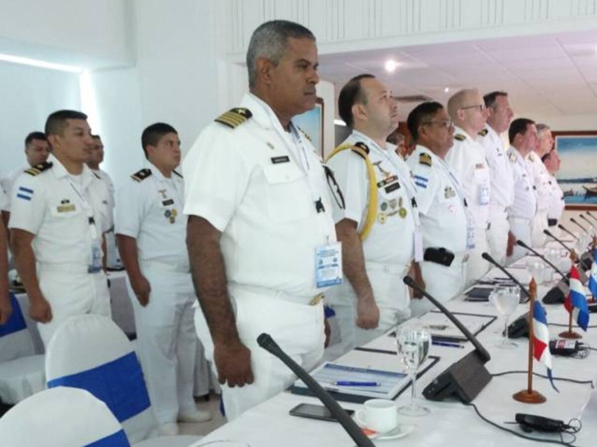 Oficiales de marinas de 14 países se reunieron en Cartagena para fortalecer la lucha contra el contrabando