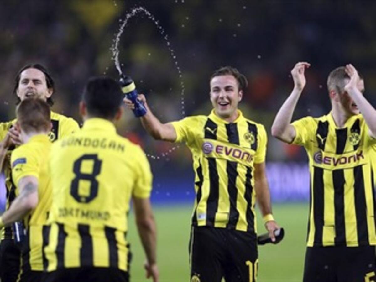 Borussia Dortmund se hizo grande en casa y goleó 4-1 a Real Madrid