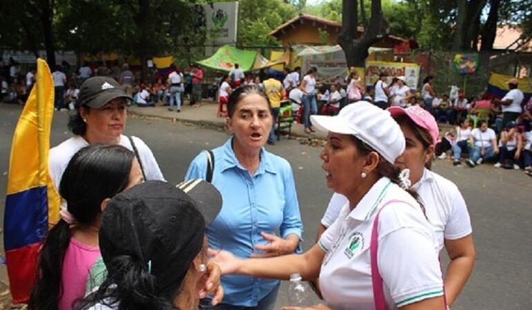 Protesta madres comunitarias del ICBF en Cúcuta