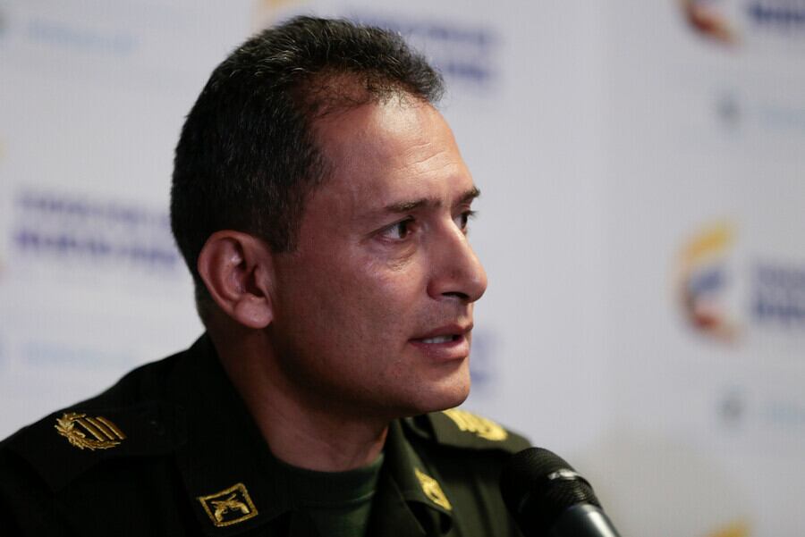 El presidente Iván Duque ordenó destituir al director del Inpec, mayor general Mariano Botero Coy (foto), y al director de la cárcel La Picota de Bogotá, coronel (r) Wilmer José Valencia