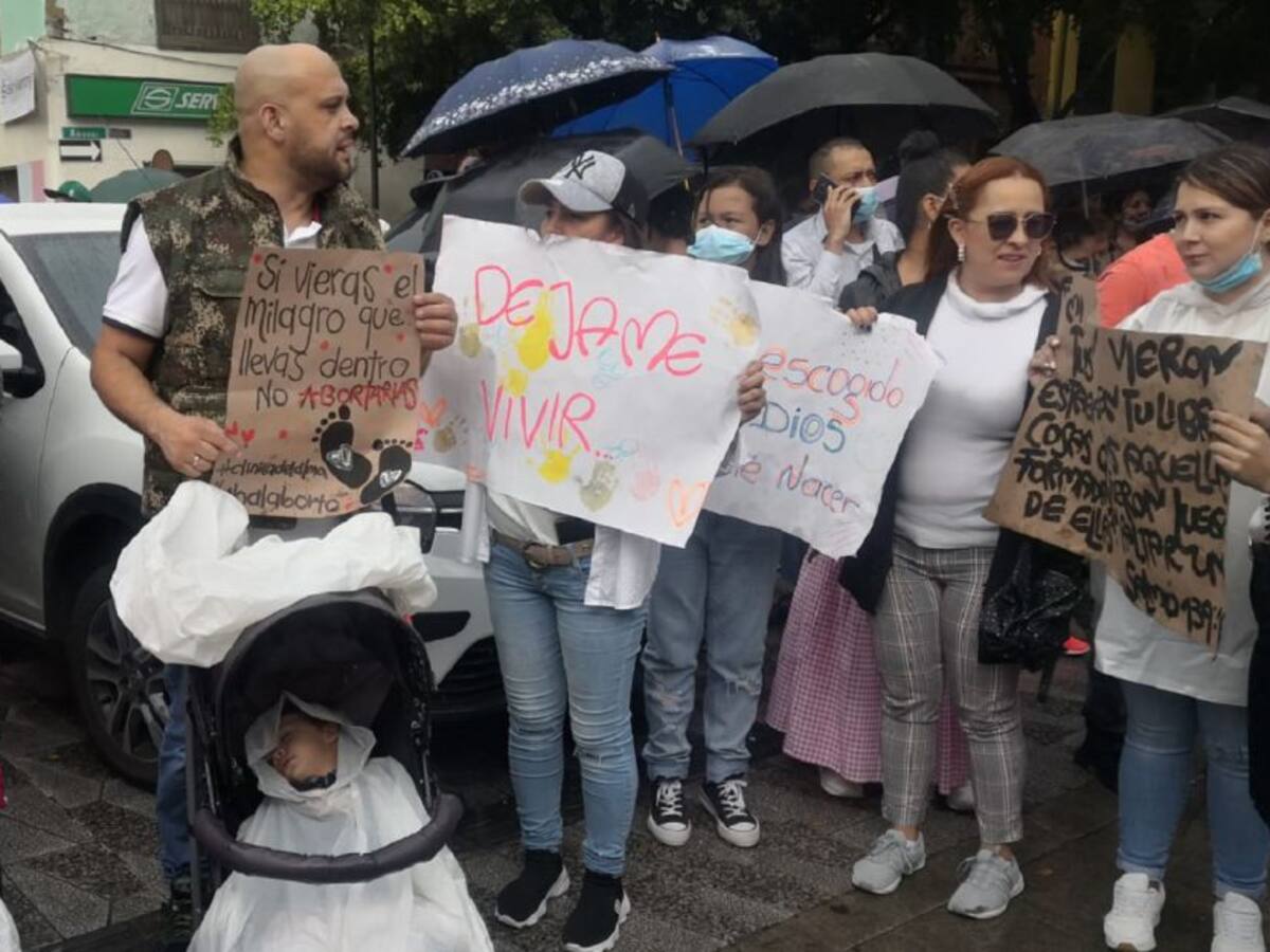 En Medellín protestaron contra la despenalización del aborto