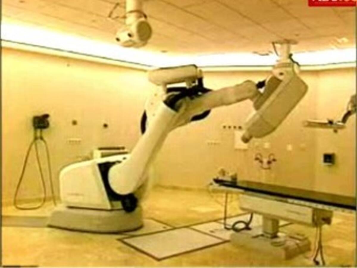 Aplican en Medellín radiocirugía robótica, única en Suramérica para el tratamiento del cáncer