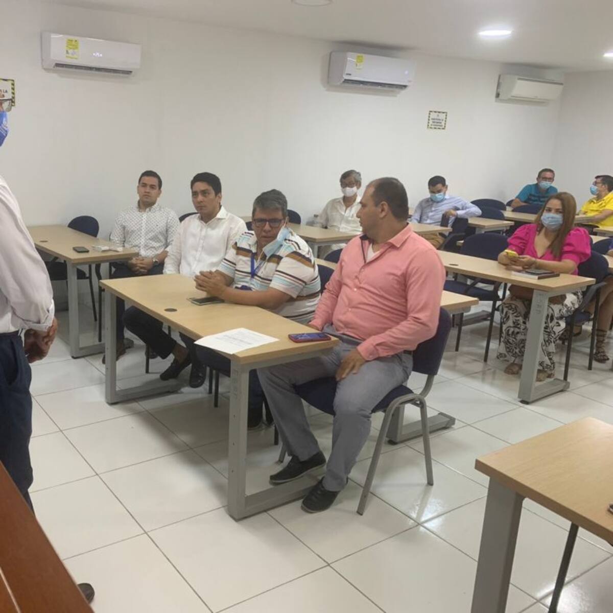 Docentes del Huila piden nombramientos de personal que cubran puestos administrativos