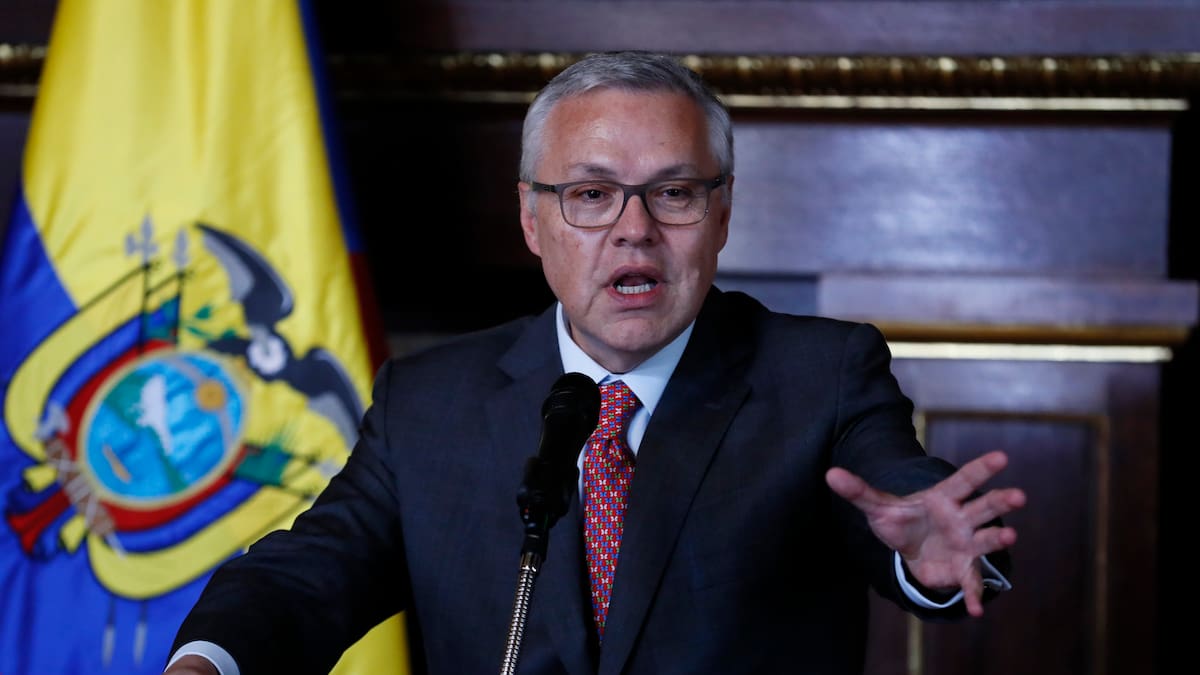 MinJusticia, Néstor Osuna, puso punto final a los rumores sobre una Constituyente