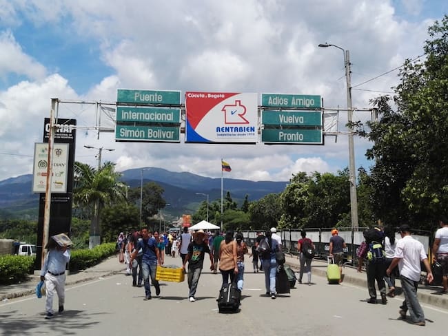 Venezuela estudia reapertura de frontera gradual con Colombia
