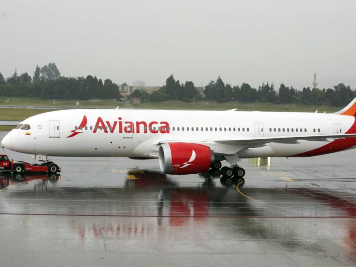Avianca anunció que buscará aprobación para apoyar a la aerolínea Viva