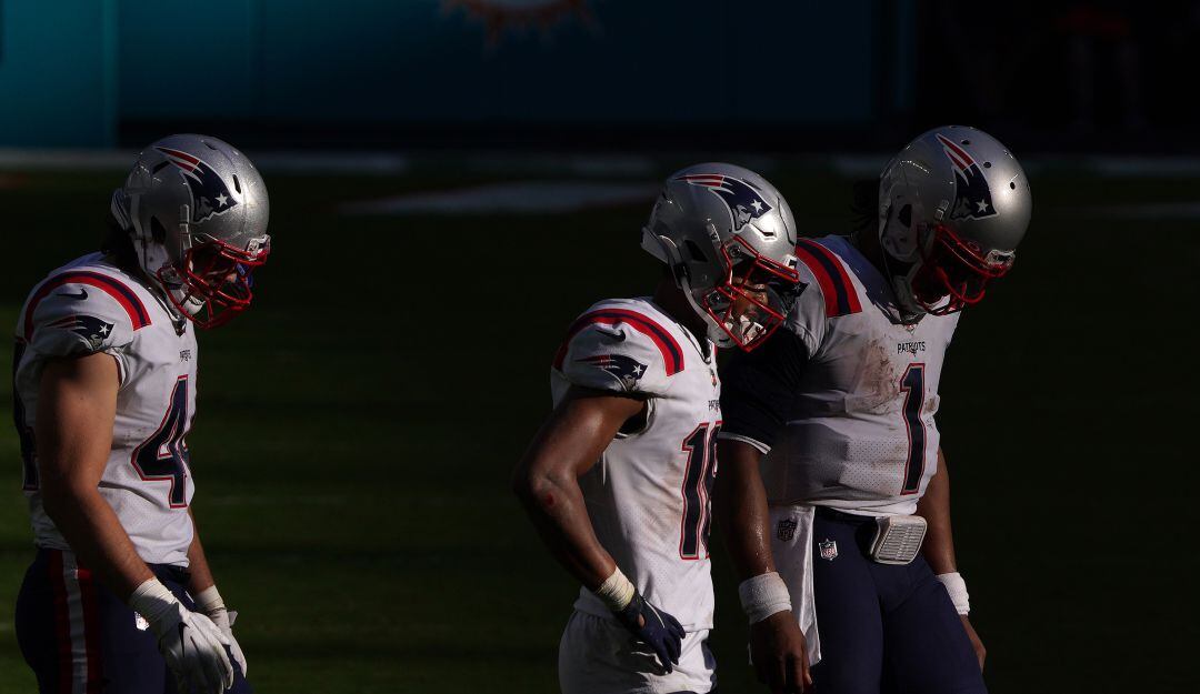 Los Patriotas de Nueva Inglaterra quedaron eliminados de los play-off tras perder ante los Miami Dolphins.