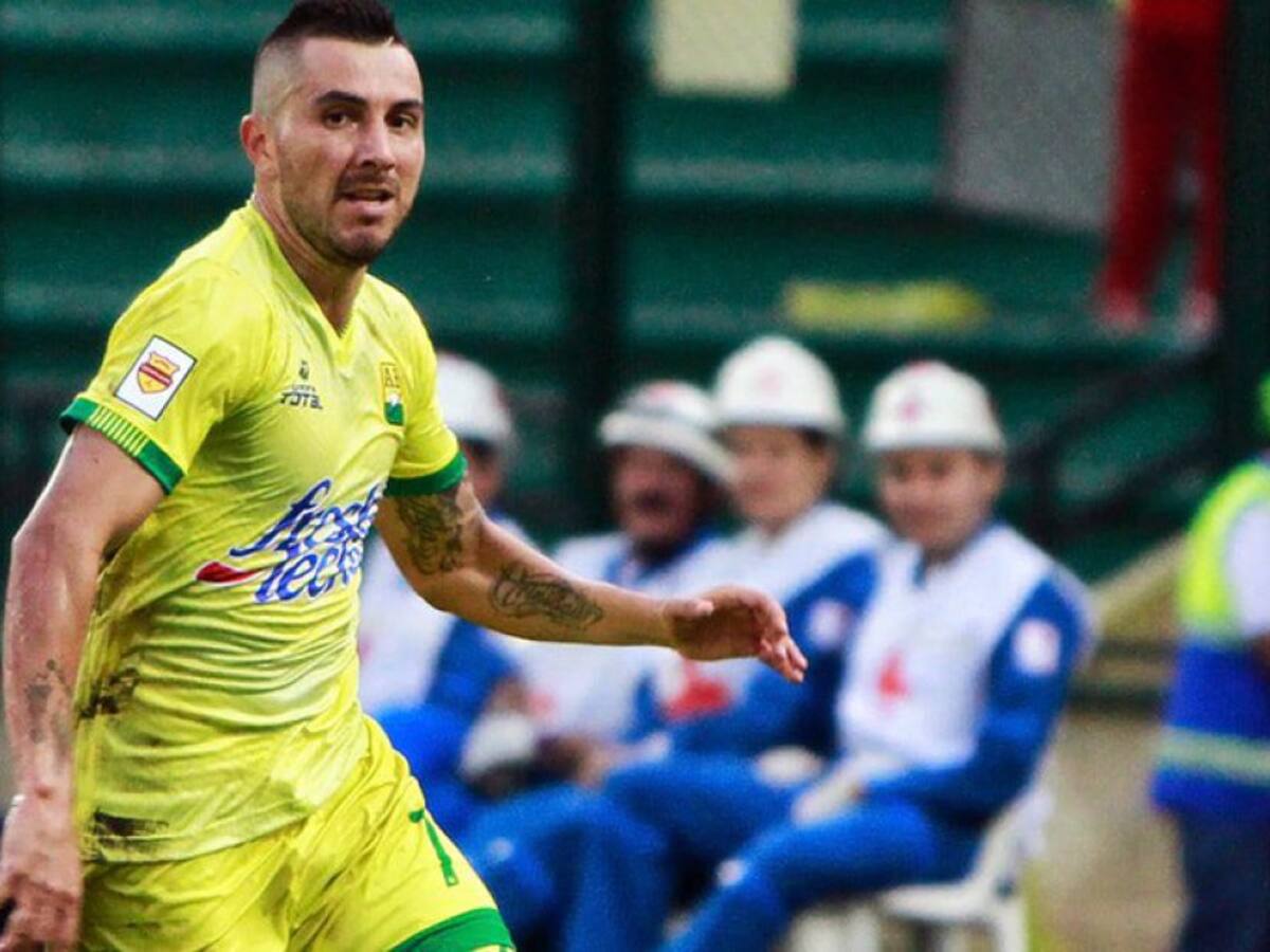 John Pérez regresa al fútbol colombiano, firmó con Jaguares de Córdoba