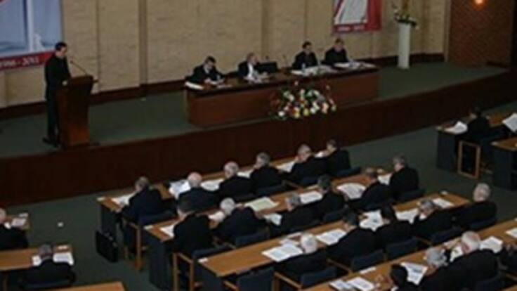 Paz, pobreza y economía, los temas que analizaron el presidente Santos y la Conferencia Episcopal