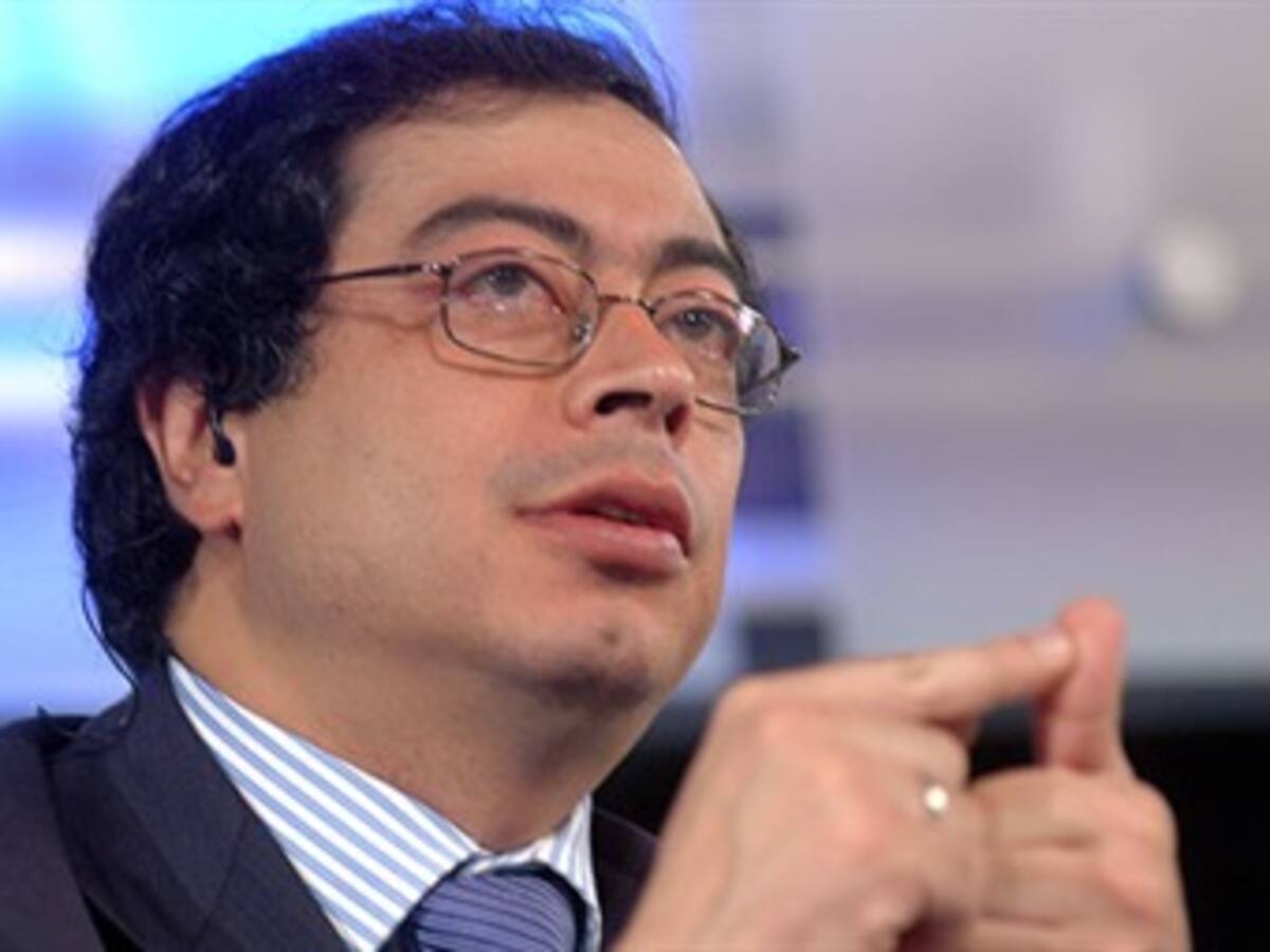 Petro excluye segundo integrante de las comisiones de empalme