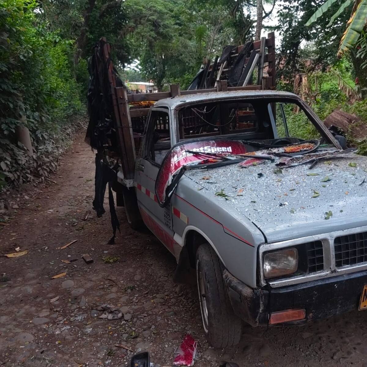 Un ataque con explosivos y un hostigamiento a la Policía sacuden al Valle del Cauca