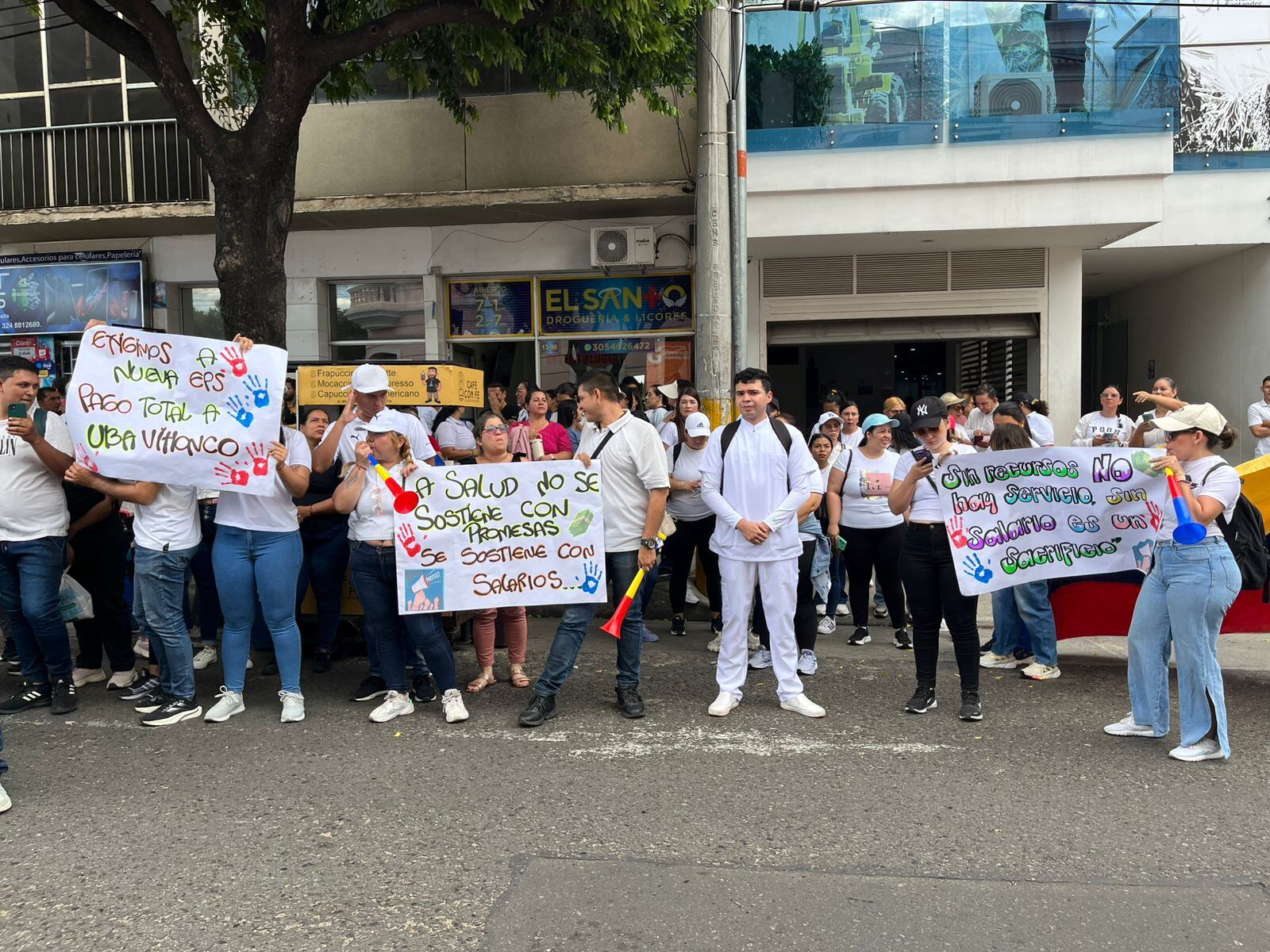 Protesta frente a la gobernación de Norte de Santander. / Foto: Jenny Márquez.