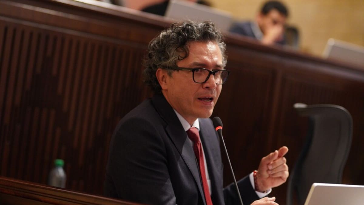 Publicación del hijo de Uribe influyó en discusión pública, pero se está haciendo justicia: Landinez