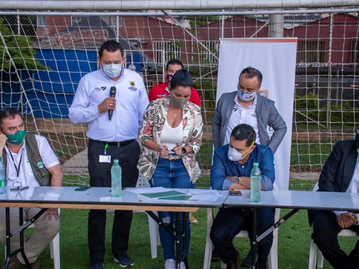 Canchas sintéticas en Cali se reabren este 5 de septiembre