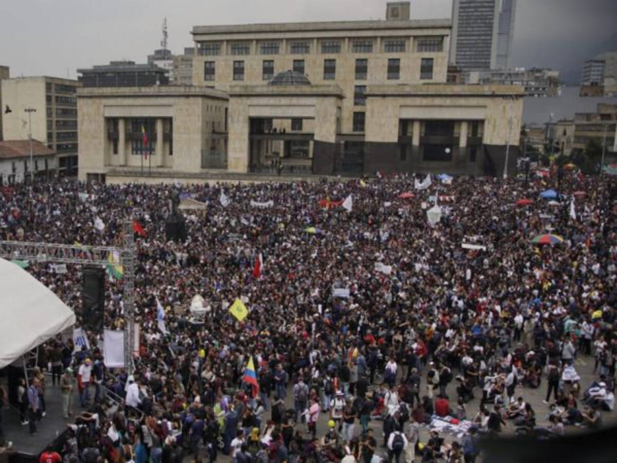 Estudiantes esperan máximo compromiso del gobierno con la educación pública
