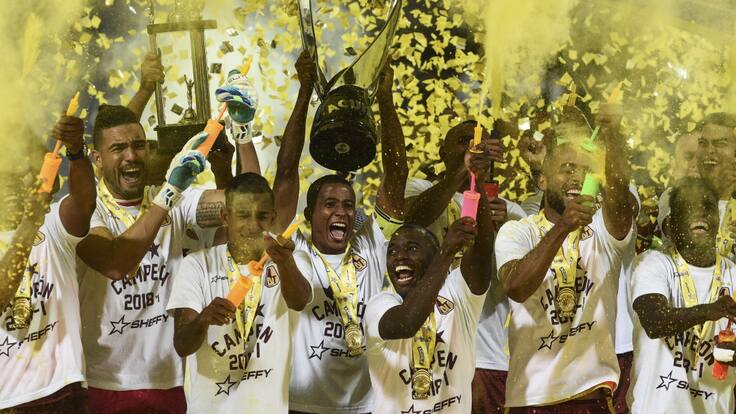 Gerardo Vallejo aconseja a Rafa Carrascal sobre cómo jugar ante el DIM