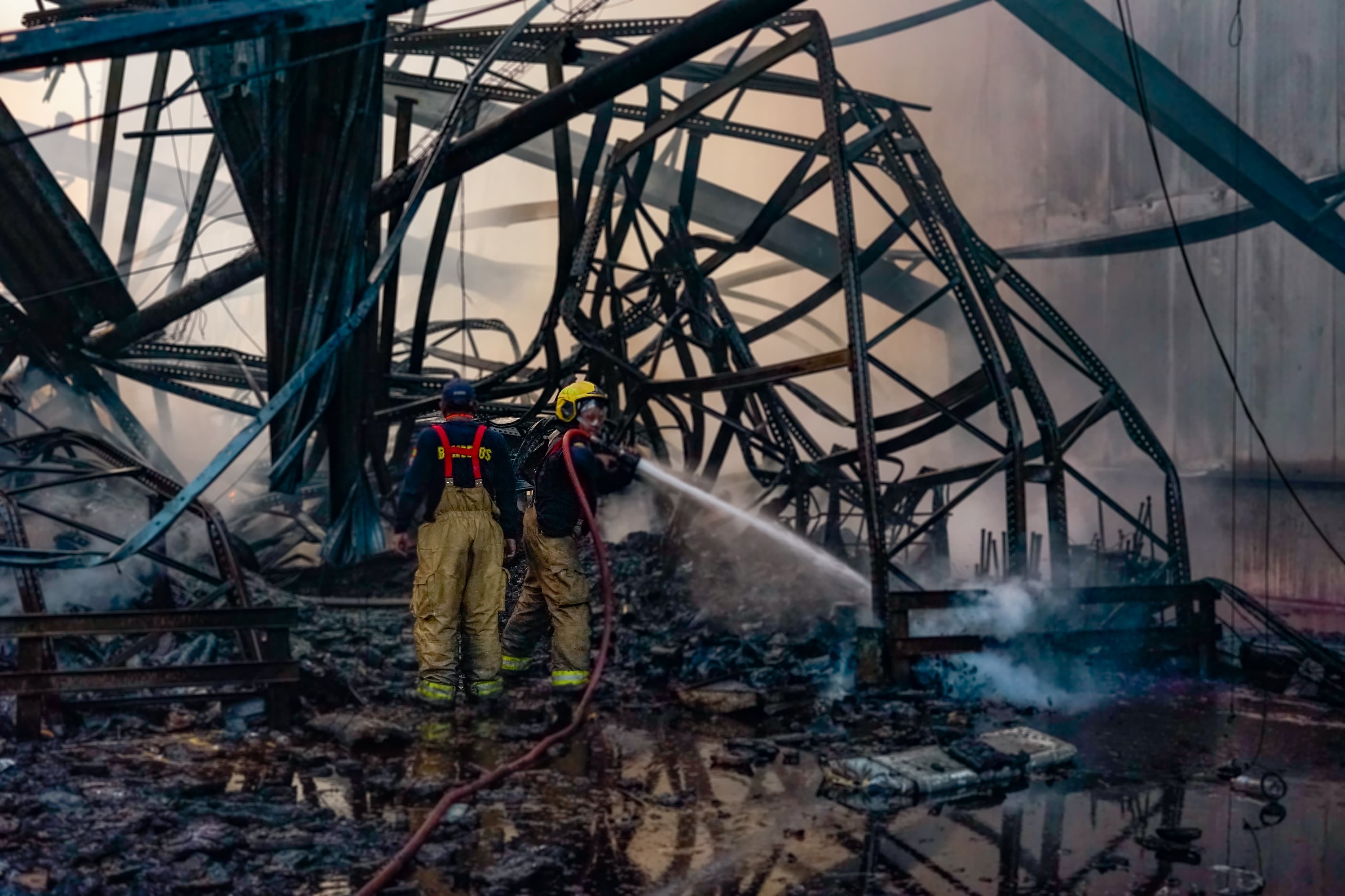 Emergencia de Contecar controlada gracias al apoyo de varias entidades
