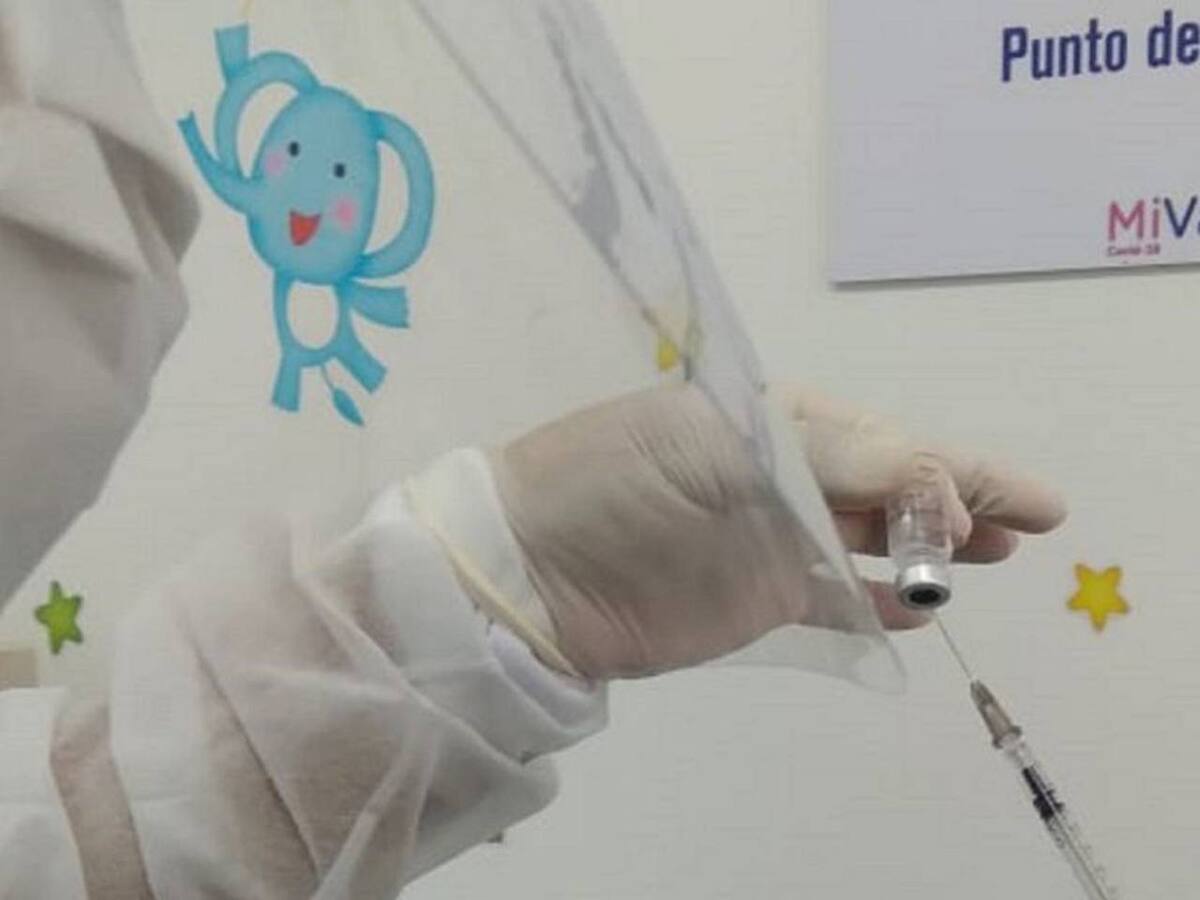 5.000 vacunas COVID en riesgo de vencimiento por falta de aplicación en Quindío