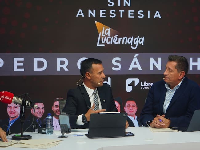 Ministro de defensa, Pedro Sánchez, en La Luciérnada