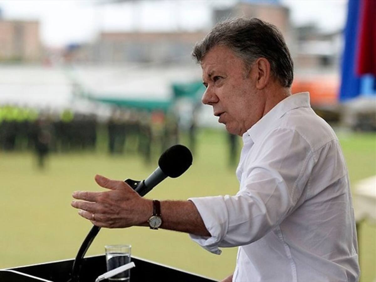 Santos pide contundencia a la fuerza pública respecto a asesinatos de líderes sociales